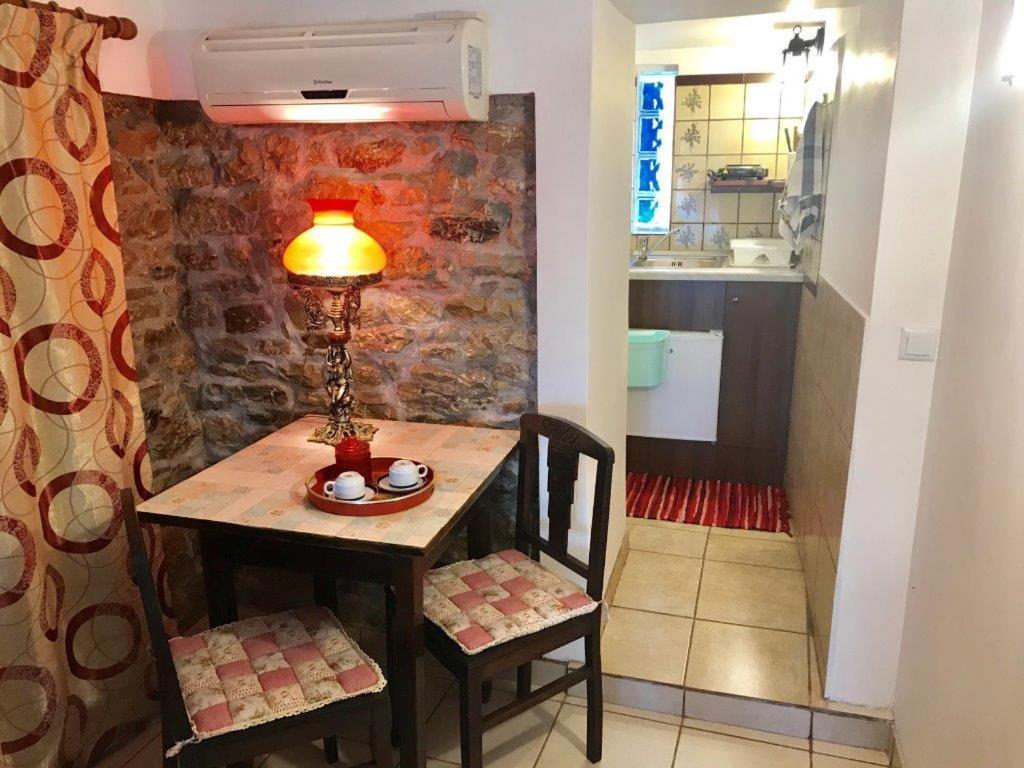 Apartamento Casa Lela 3...Hydra Míloi Exterior foto
